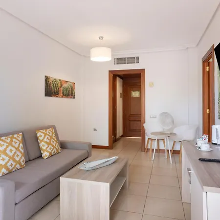 Landmar Costa Los Gigantes Family Resort Puerto de Santiago  Buitenkant foto