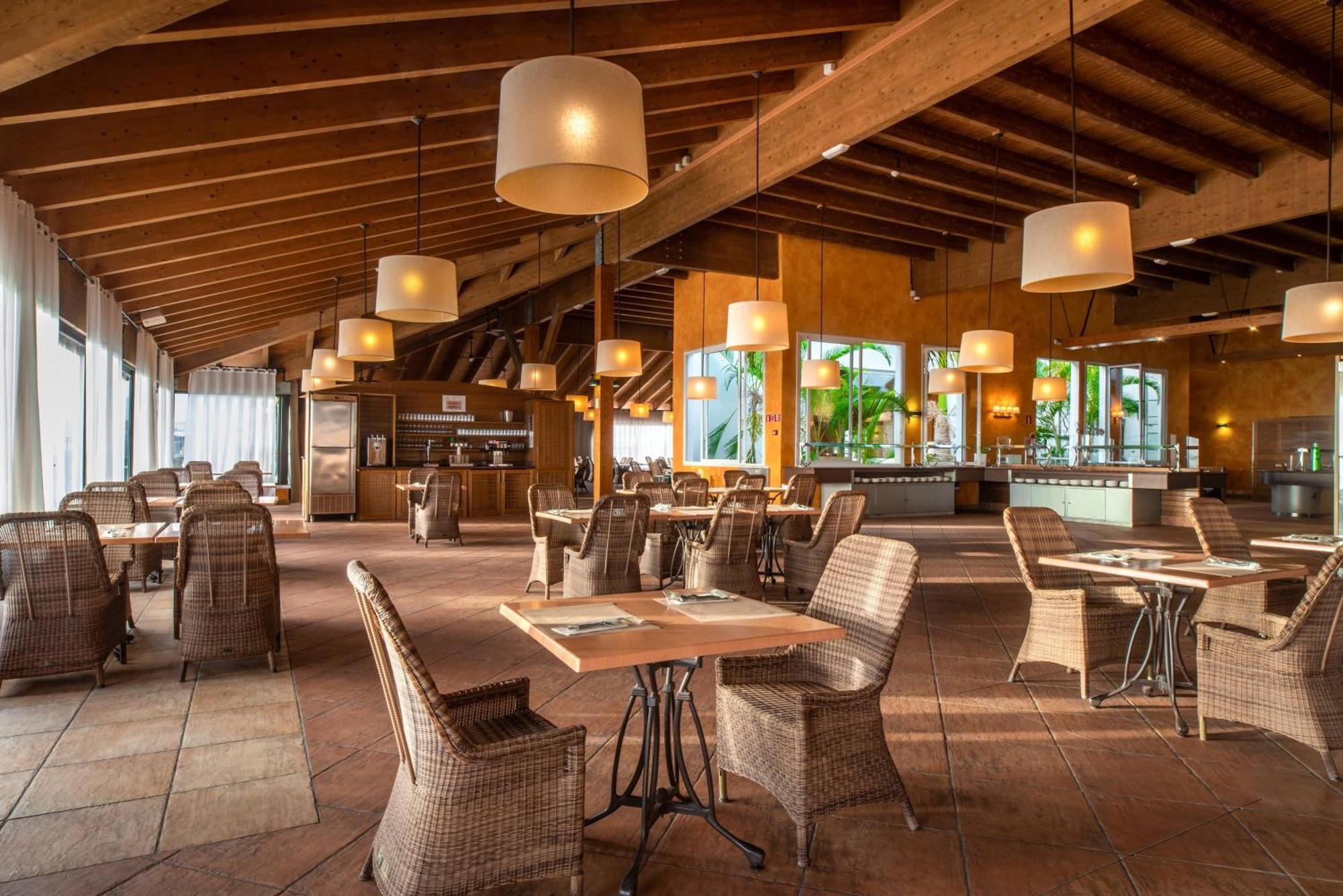 Landmar Costa Gigantes Family Hotel