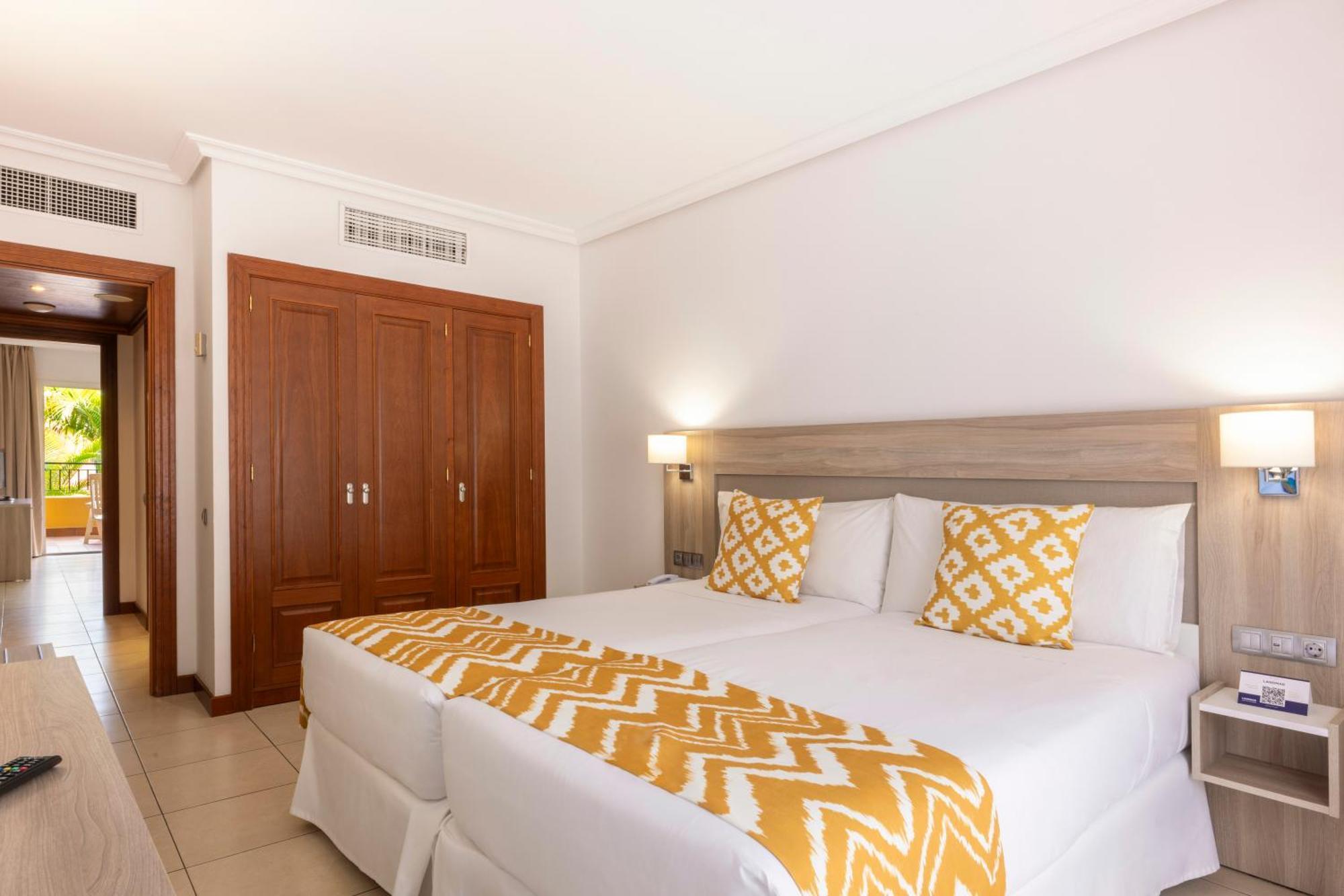 Landmar Costa Gigantes Family Hotel Puerto de Santiago (Tenerife)