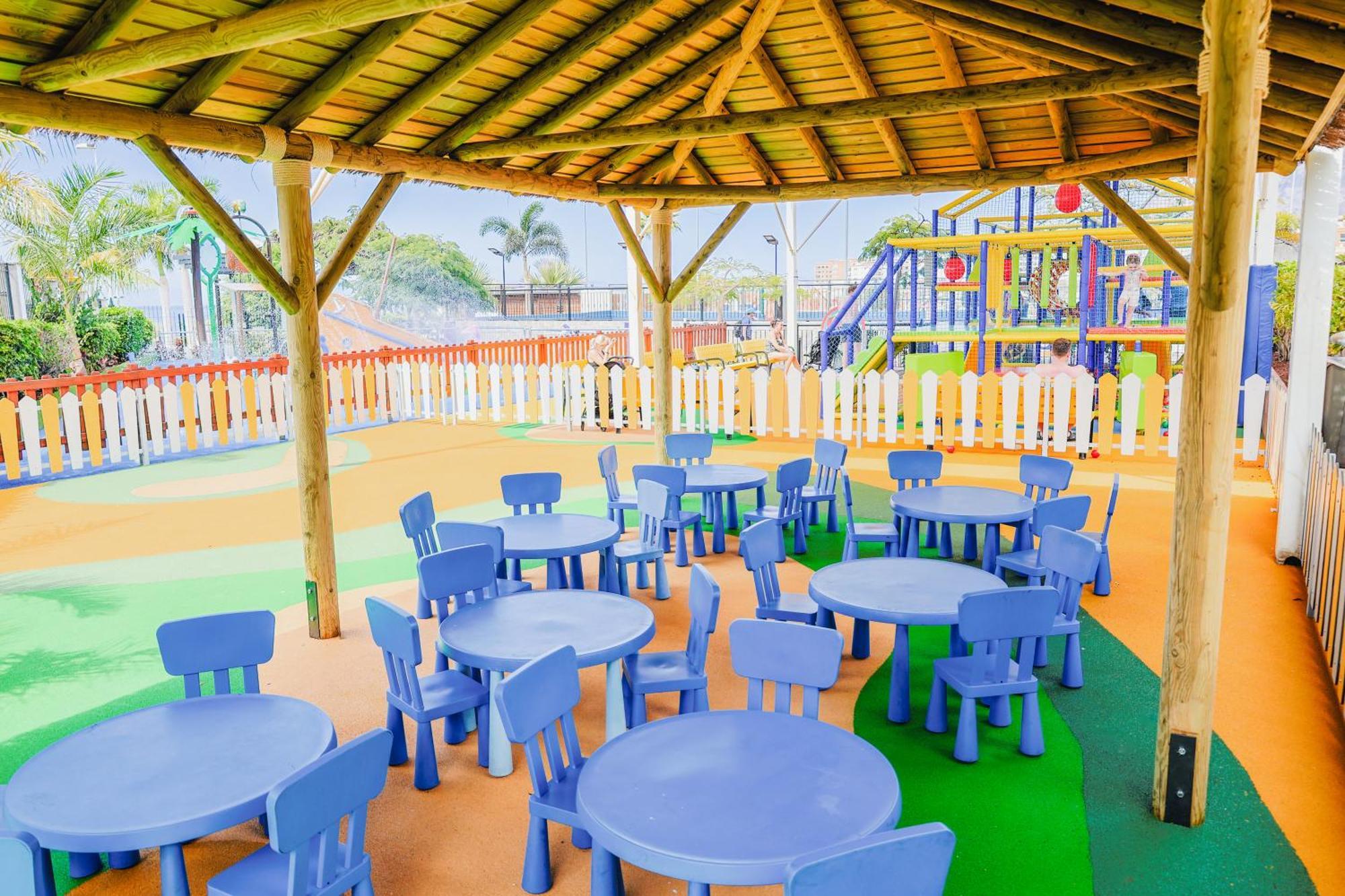 Landmar Costa Gigantes Family Hotel