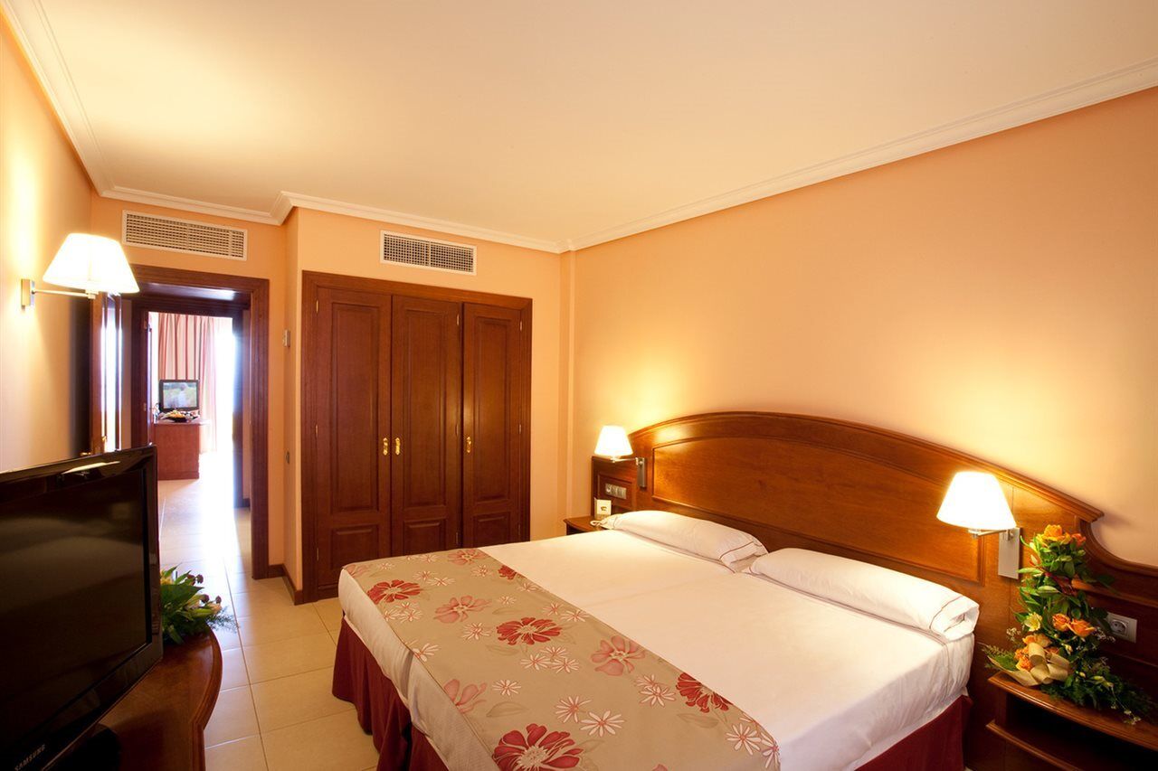 Hotel Landmar Costa Gigantes Family